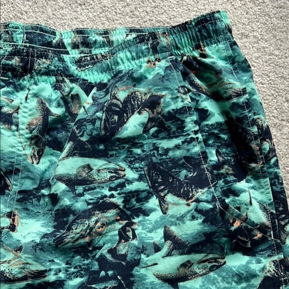 Columbia PFG Swim Trunks Large Green Fish Print Performance Fishing Gear 6in L‎